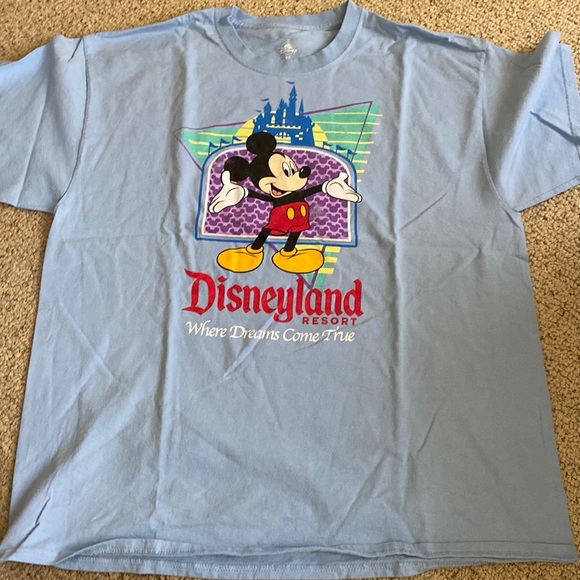 Disneyland Resort Tshirt XL - Picture 1 of 2